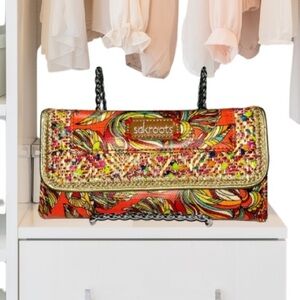 Sakroots Women's Artist Circle Trifold Wallet, Coral Treehouse, One Size